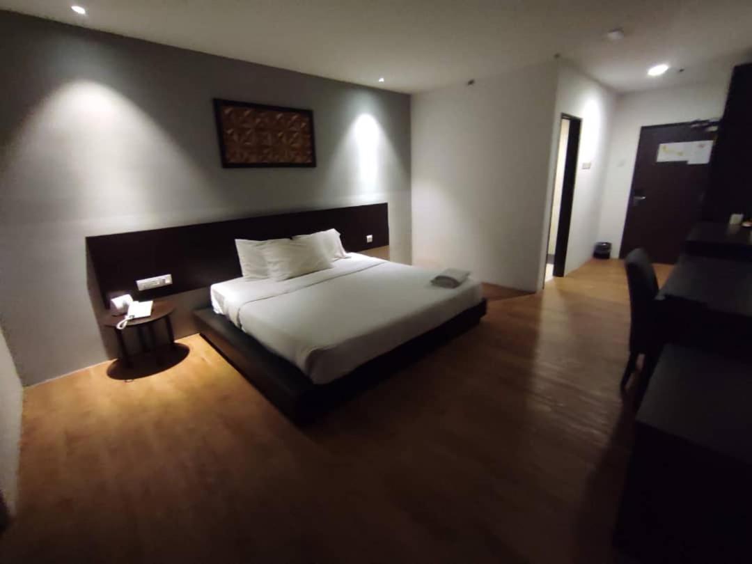 Summit Signature Hotel Oug Kuala Lumpur Esterno foto