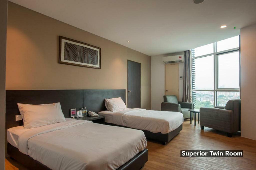Summit Signature Hotel Oug Kuala Lumpur Esterno foto